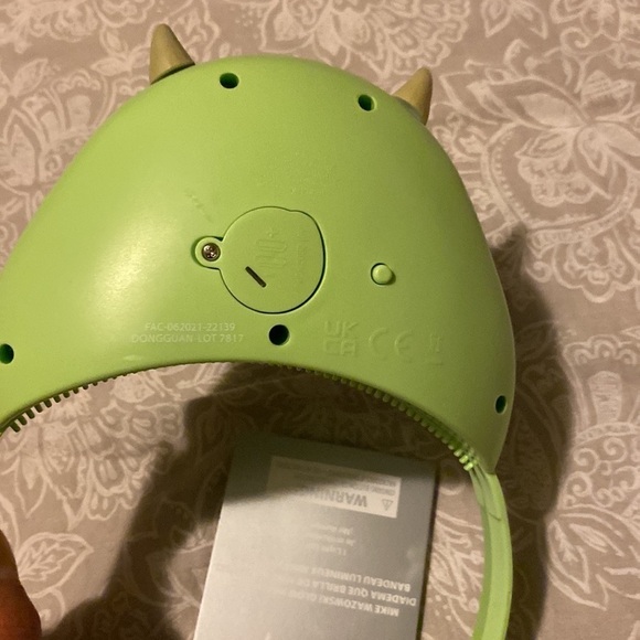 NWT DISNEY MONSTERS IN LIGHT UP HEAD BANDS ONE SIZE BLUE AND GREEN BUNDLE​​​​​​ - Picture 10 of 11